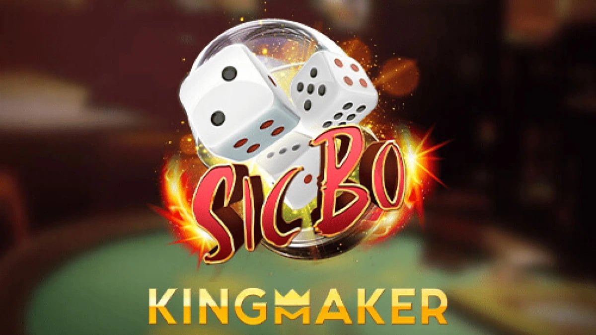 Baccarat and blackjack table game options shown on a Filipino player's mobile device